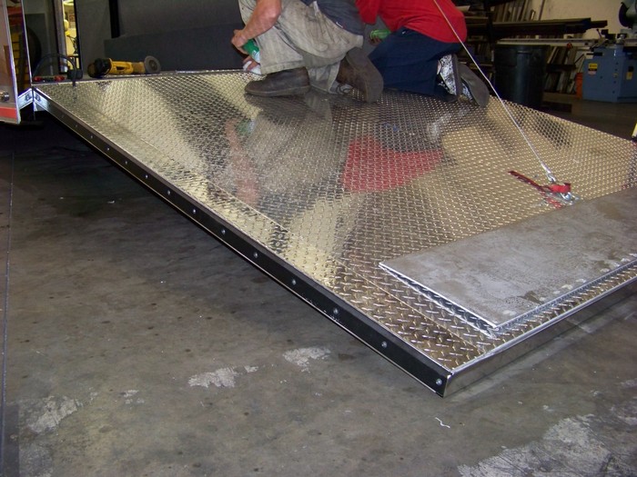 Aluminum Stacker-Widen Rear Door