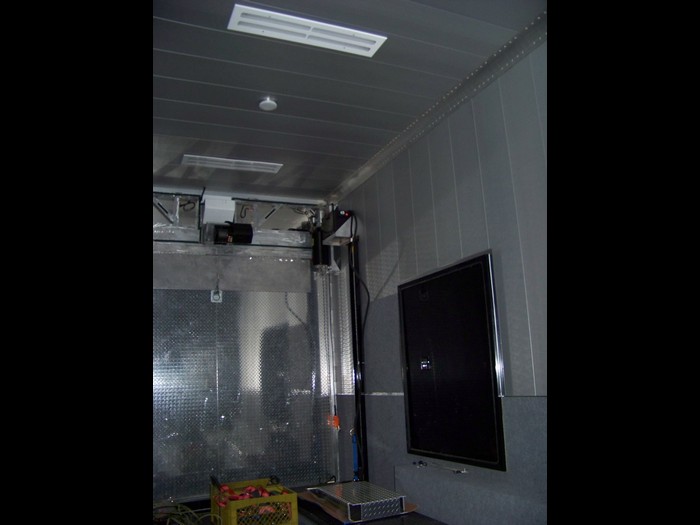 Aluminum Stacker-Widen Rear Door