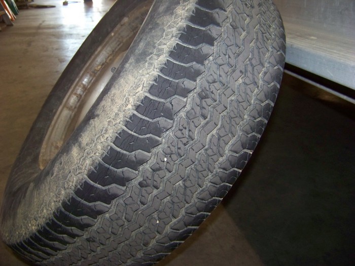 Axle Svc- 2-Horse Trailer