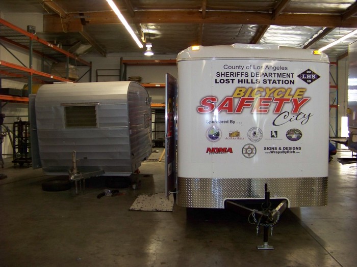 LA Sheriff Bike Safety Trailer