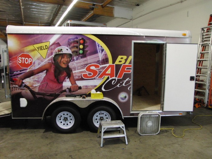 LA Sheriff Bike Safety Trailer