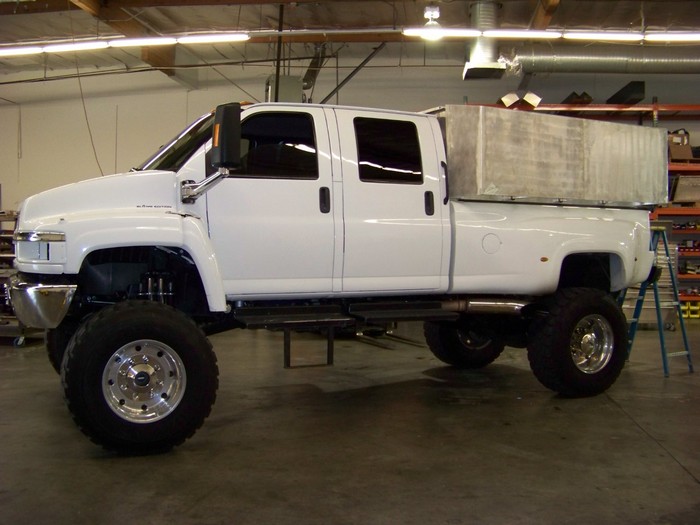 BMW Offroad Chevy Truck