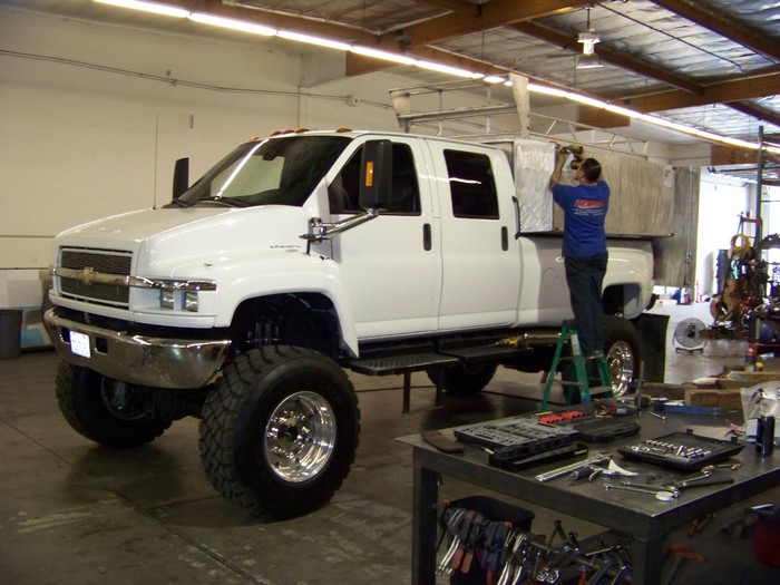 BMW Offroad Chevy Truck