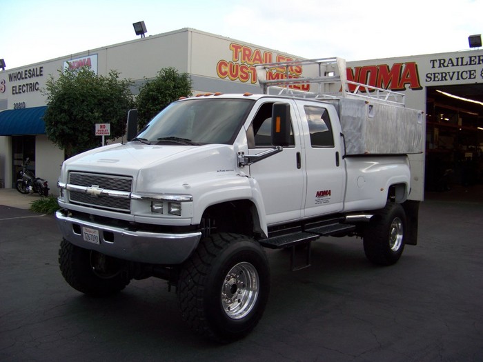 BMW Offroad Chevy Truck