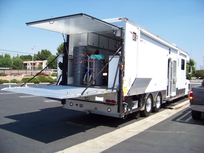 Craft Service Motorcoach