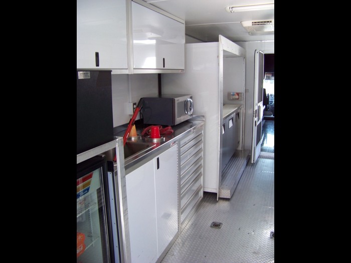 Craft Service Motorcoach